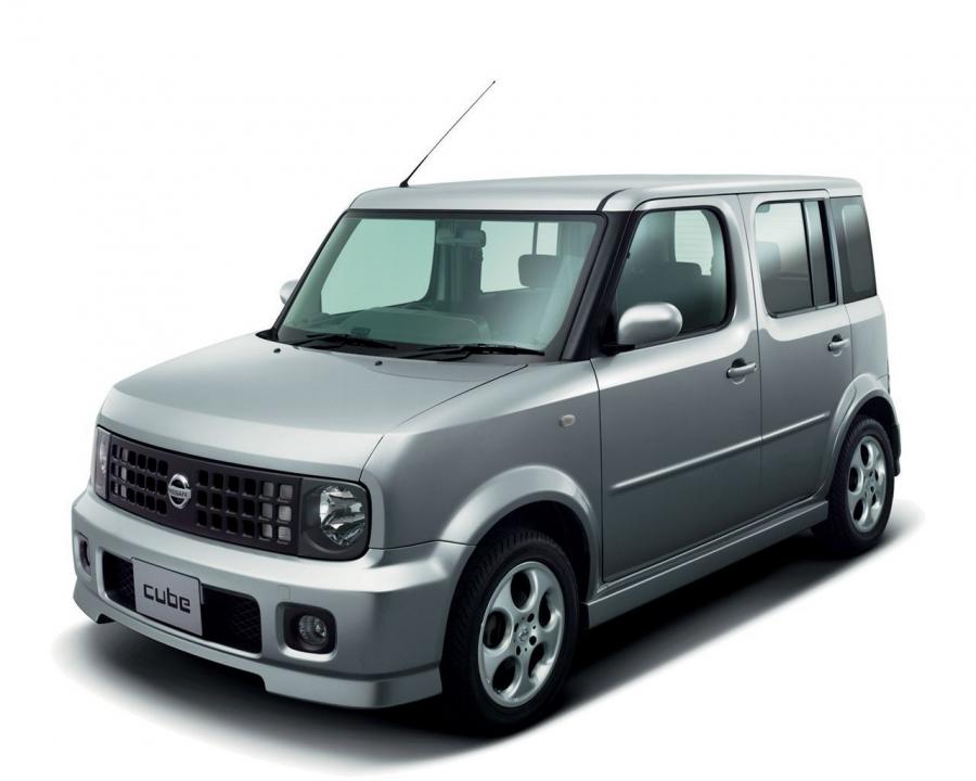  Nissan Cube 2009 года  (фото 72 из 137)